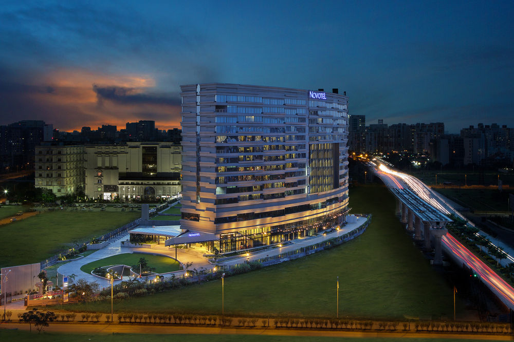 Novotel Kolkata Hotel and Residences image 1
